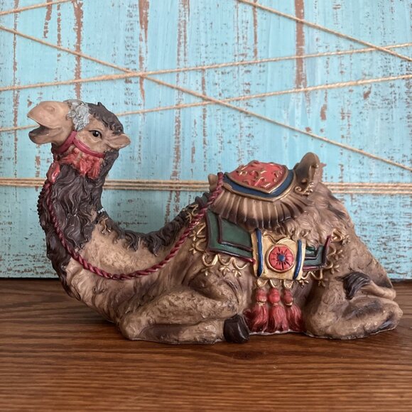 Grandeur Noel Nativity CAMEL Hand Painted Porcelain 1999 Replacement O'Well - Picture 1 of 9